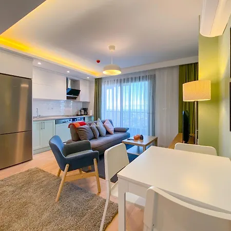 Comfy Flat With Balcony 5 Min To Marina *